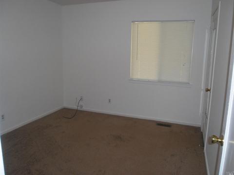 1044 Western Ave, Vallejo, CA 94591 photo 8