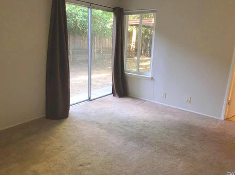 464 Crestview Dr, Vacaville, CA 95688 photo 9