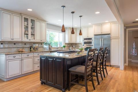 750-752 Skillman Ln, Petaluma, CA 94952 photo 4