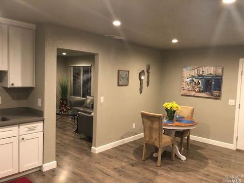 847 Heath Ct, Fairfield, CA 94533 photo 2