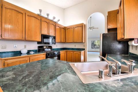 466 Jane Dr, Windsor, CA 95492 photo 18