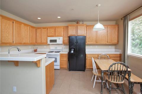 8372 Trione Cir, Windsor, CA 95492 photo 10