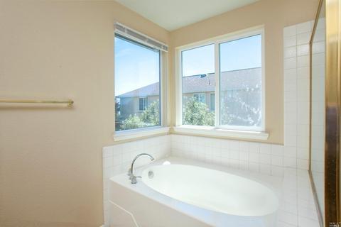 8372 Trione Cir, Windsor, CA 95492 photo 20
