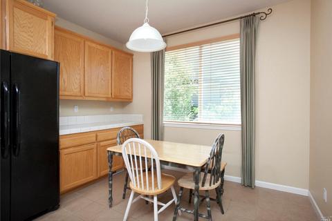 8372 Trione Cir, Windsor, CA 95492 photo 12