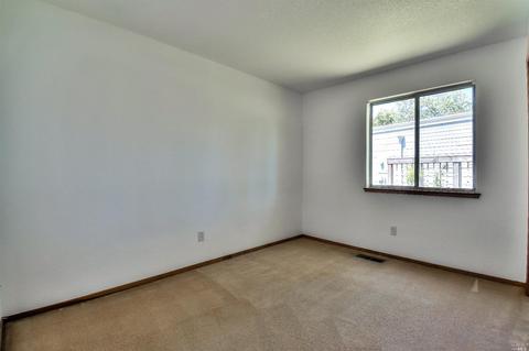 9506 Lakewood Dr, Windsor, CA 95492 photo 24