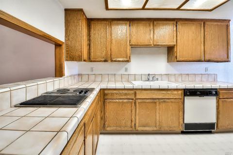 9506 Lakewood Dr, Windsor, CA 95492 photo 16
