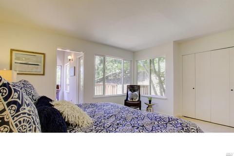 Undisclosed, Tiburon, CA 94920 photo 17