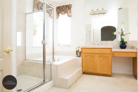 5221 Zinfandel Ln, Vallejo, CA 94591 photo 13