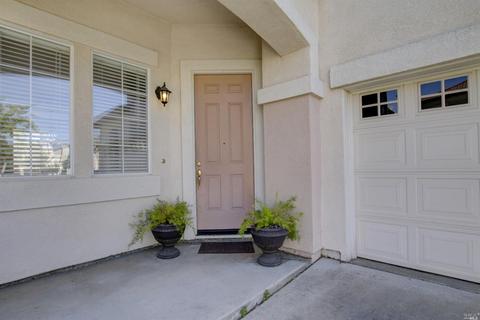 721 Trout Ct, Fairfield, CA 94533 photo 3