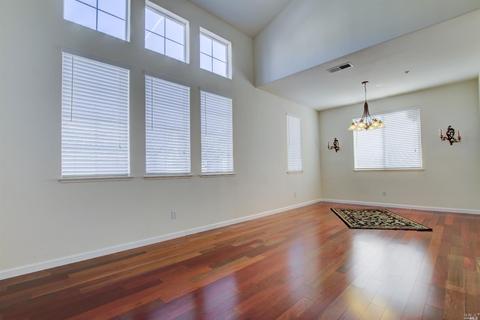 721 Trout Ct, Fairfield, CA 94533 photo 6