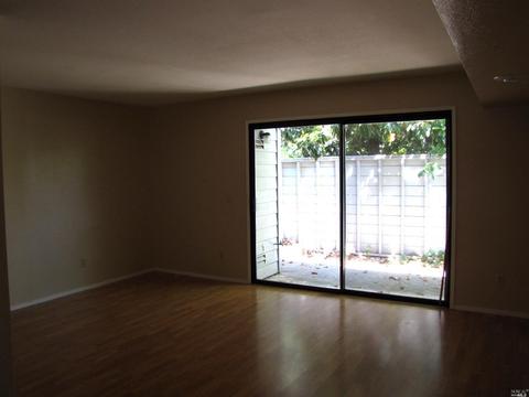 125 Elbridge Ave # E, Cloverdale, CA 95425 photo 2