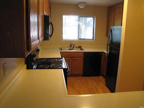 125 Elbridge Ave # E, Cloverdale, CA 95425 photo 4