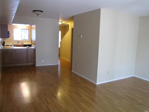 125 Elbridge Ave # E, Cloverdale, CA 95425 photo 3
