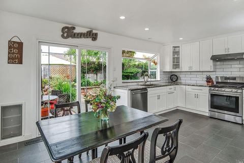 8546 Loretto Ave, Cotati, CA 94931 photo 6