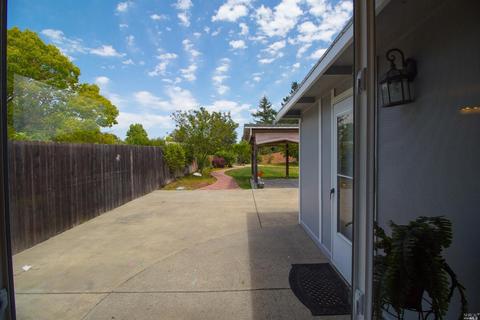 170 Bluebird Ct, Vallejo, CA 94591 photo 25