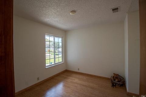 170 Bluebird Ct, Vallejo, CA 94591 photo 18