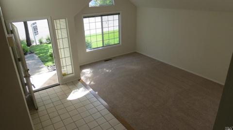 6177 Marsi Ct, Windsor, CA 95492 photo 4