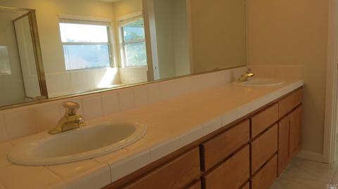 6177 Marsi Ct, Windsor, CA 95492 photo 22