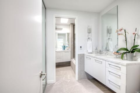 202 South St #14, Sausalito, CA 94965 photo 9
