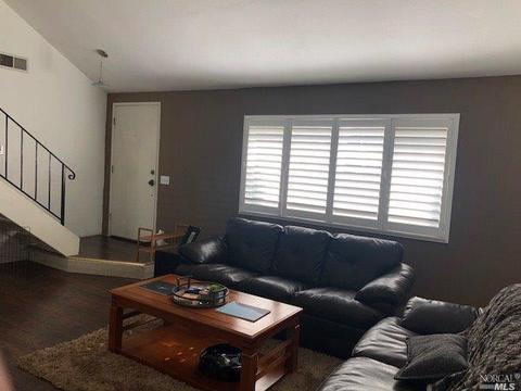 2368 Twain Ct, Fairfield, CA 94533 photo 5