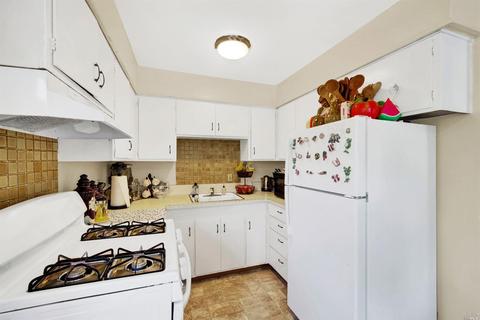 601-607 Markham Ave, Vacaville, CA 95688 photo 12