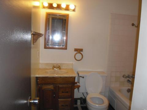 207 Valencia St, Vallejo, CA 94591 photo 9