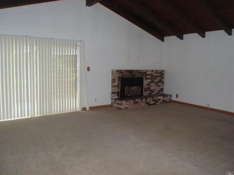 207 Valencia St, Vallejo, CA 94591 photo 7