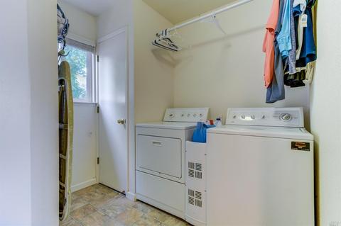 605 E L St, Benicia, CA 94510 photo 12