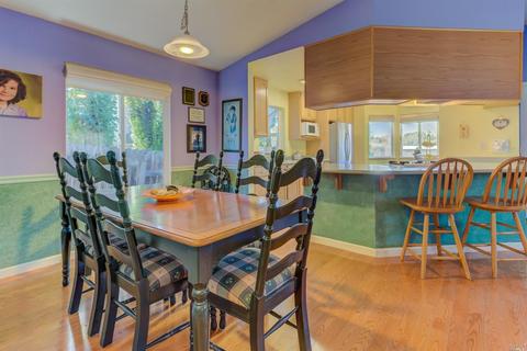 605 E L St, Benicia, CA 94510 photo 5