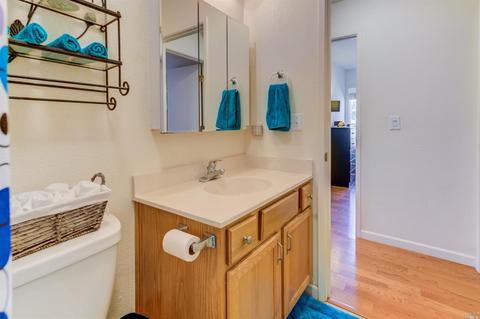 605 E L St, Benicia, CA 94510 photo 15