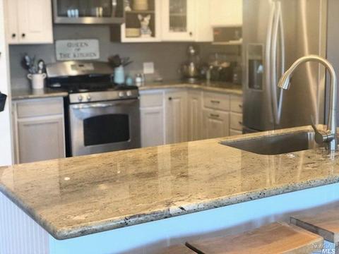 937 Starr View Dr, Windsor, CA 95492 photo 2