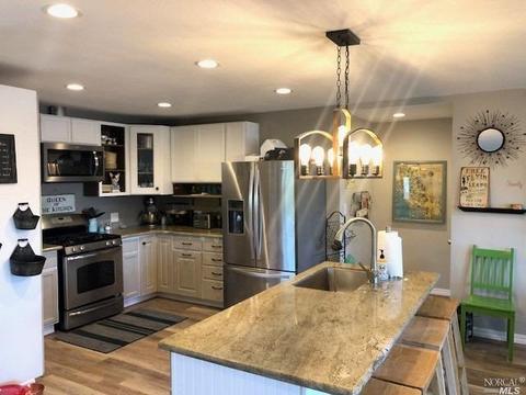 937 Starr View Dr, Windsor, CA 95492 photo 1