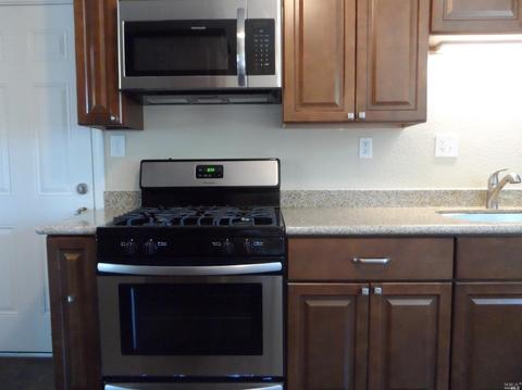 218 E Utah St, Fairfield, CA 94533 photo 10