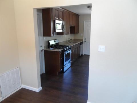 218 E Utah St, Fairfield, CA 94533 photo 13