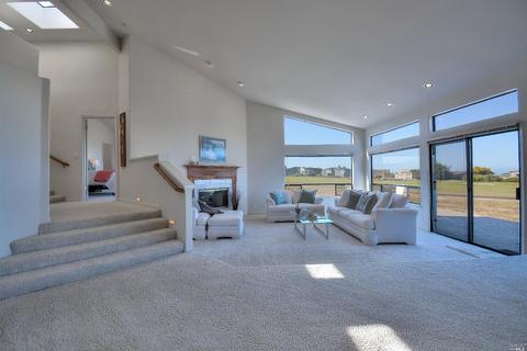 126 Widgen Ct, Bodega Bay, CA 94923 photo 3