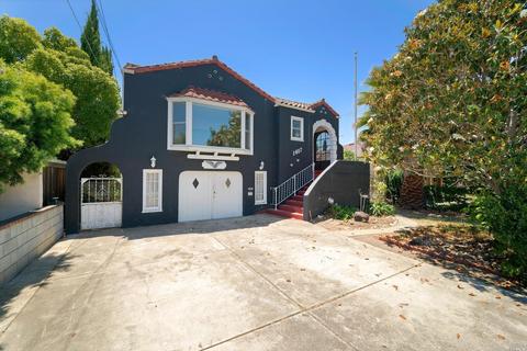 1407 Alabama St, Vallejo, CA 94590 photo 3