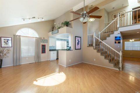 7024 Edinburgh Ct, Windsor, CA 95492 photo 4