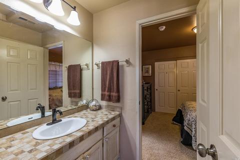7024 Edinburgh Ct, Windsor, CA 95492 photo 15