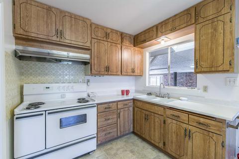 143 Mesa Verde St, Vallejo, CA 94589 photo 9