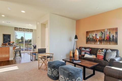 8259 Lancaster Dr, Cotati, CA 94931 photo 3