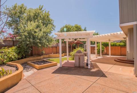 9143 Piccadilly Cir, Windsor, CA 95492 photo 24