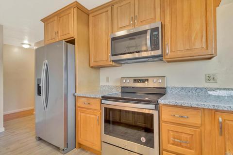 2143 Strauss Dr, Fairfield, CA 94533 photo 12