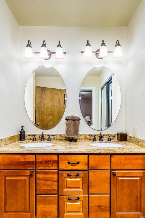 990 Maple Ave, Ukiah, CA 95482 photo 15