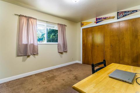 990 Maple Ave, Ukiah, CA 95482 photo 11