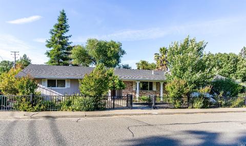 990 Maple Ave, Ukiah, CA 95482 photo 1
