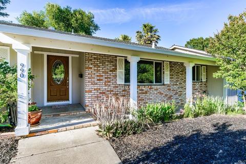 990 Maple Ave, Ukiah, CA 95482 photo 2