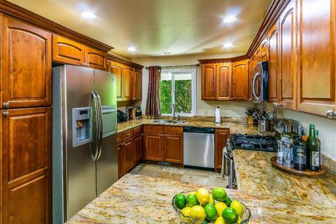 990 Maple Ave, Ukiah, CA 95482 photo 3
