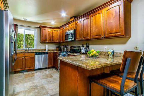990 Maple Ave, Ukiah, CA 95482 photo 4