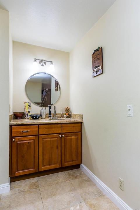 990 Maple Ave, Ukiah, CA 95482 photo 6