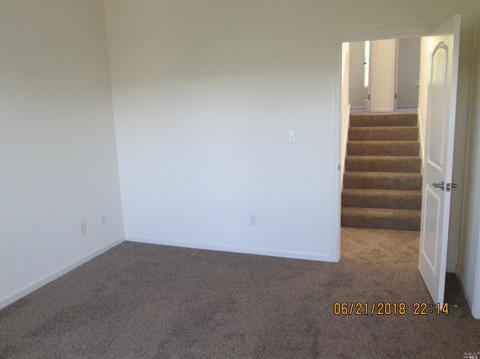 300 Locust Dr #29, Vallejo, CA 94591 photo 8